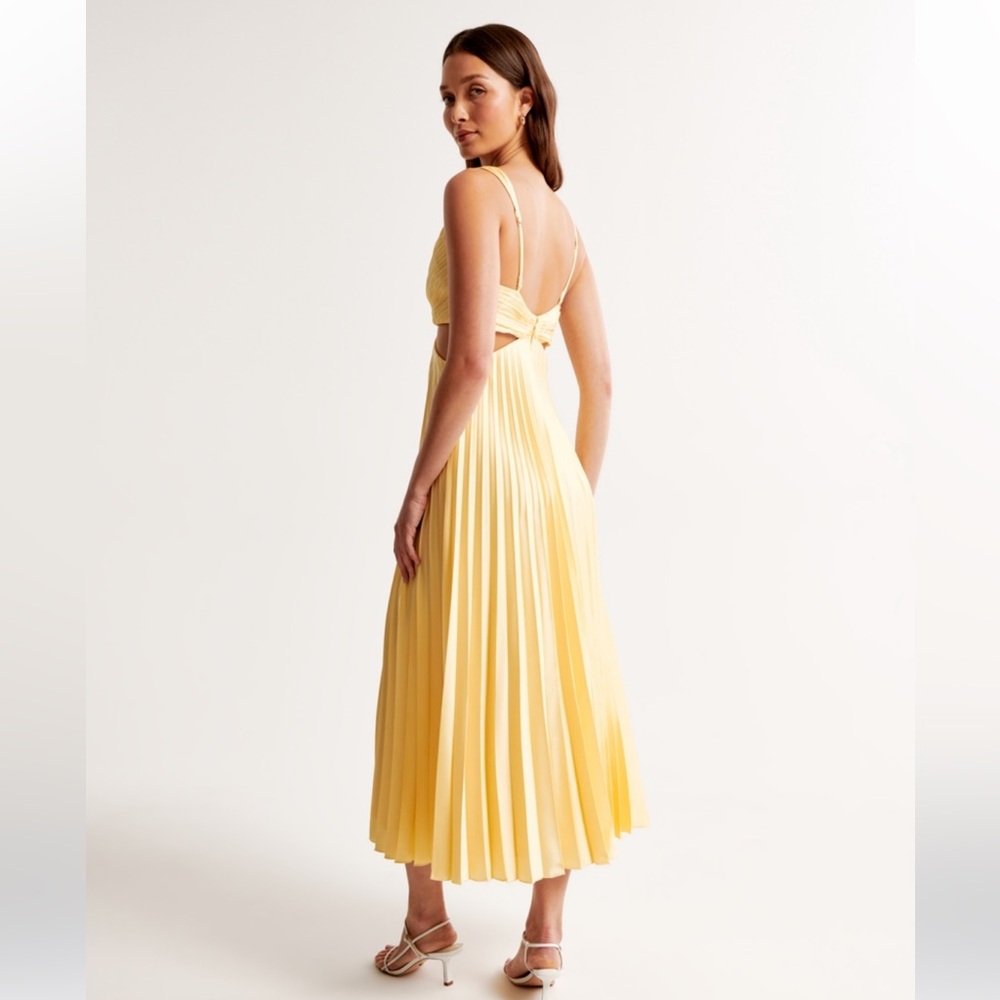 The A&f Giselle pleated cutout maxi dress in yellow